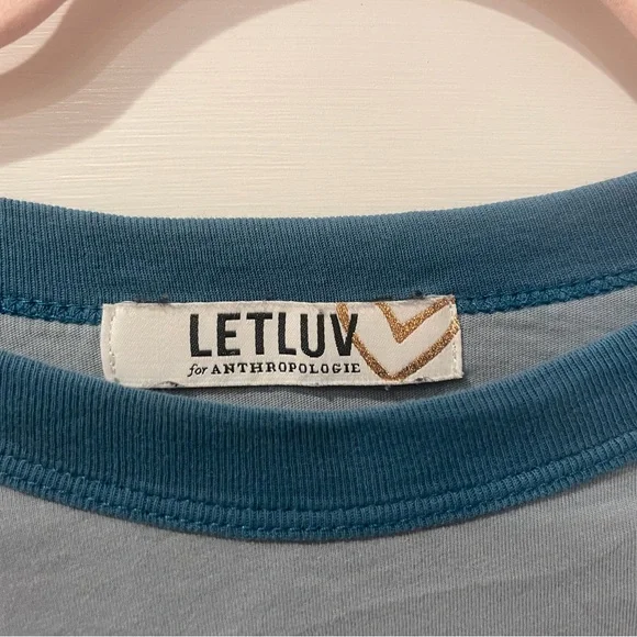 Letluv Women's Blue Heart Short Sleeve Tee - Picture 2 of 2